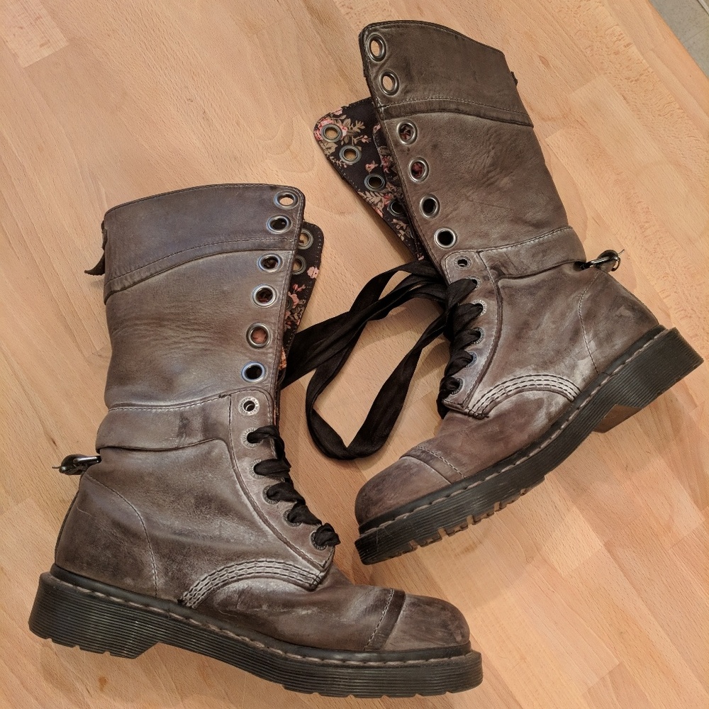 ::dr martens women's Triumph 1914::